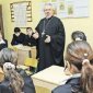 Надо ли преподавать основы духовно-нравственной культуры? - мнения священников