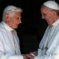 Папа Франциск дал высокую оценку трилогии о Христе, написанной Бенедиктом XVI